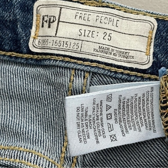 FREE PEOPLE Jeans Flare Leg Blue Denim Distressed Size 25 - Picture 11 of 11